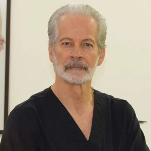 Prof. Dr. ARTURO O‘BYRNE